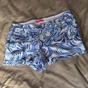 Lilly Pulitzer Blue and White Swirl Women's Shorts